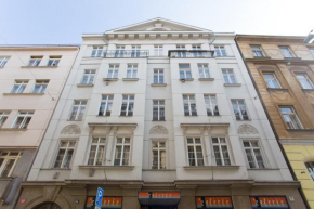 Modern Quiet Apartment next to Wenceslas Square